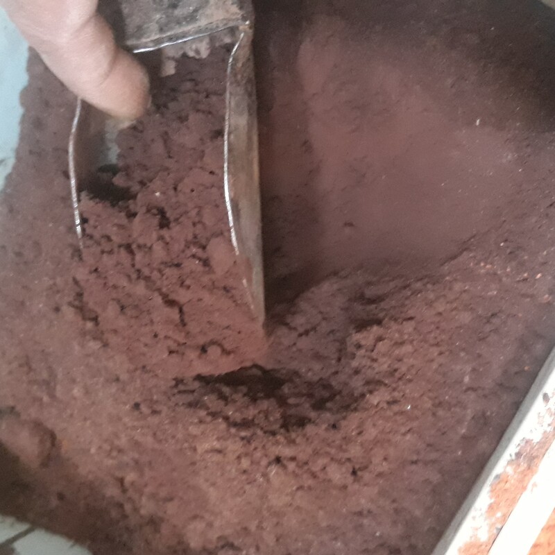 پودر کاکائو  200گرمی با طعم بسیار عالی و به رنگ قهوه ای پر رنگ