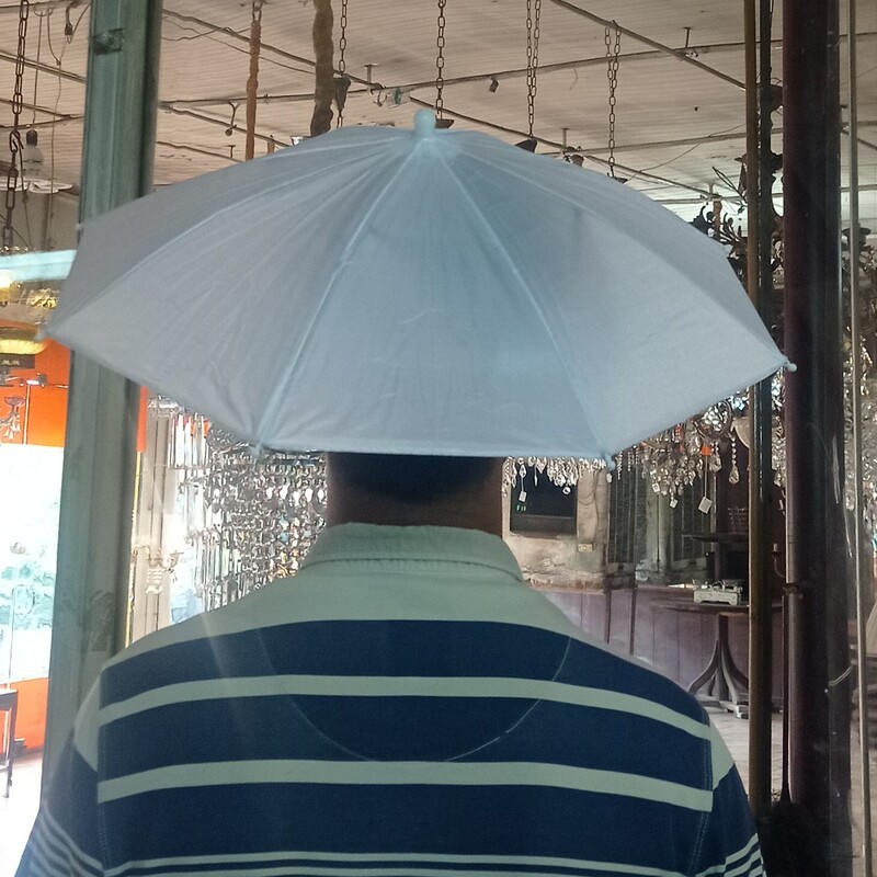 چتر  کلاهی مخصوص پیاده روی، کوه نوردی مخصوص حج  در شش رنگ کلاه چتری 