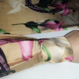 ست روسری و ساق دست طلایی با گل شیپوری