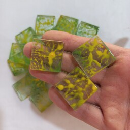 کاشی شیشه ای رنگ سبز و زرد ابر و بادی 2.5سانتیمتری مخصوص هنر موزاییک