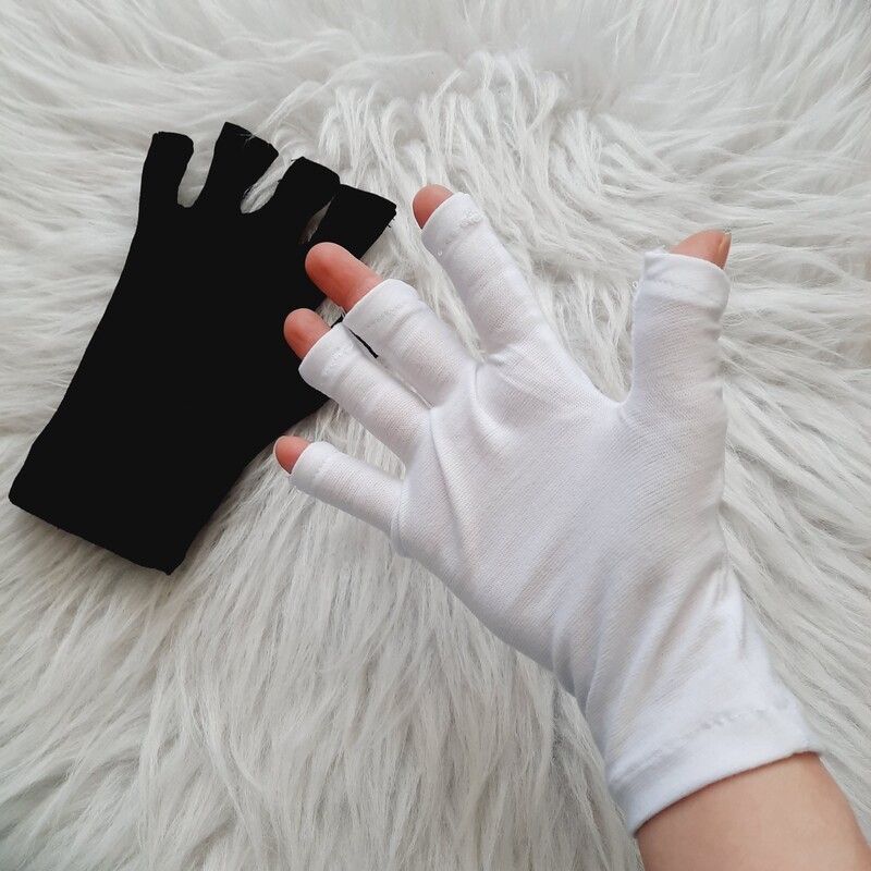 دستکش نخی نیم انگشتی رنگ مشکی و سفید ،فری سایز