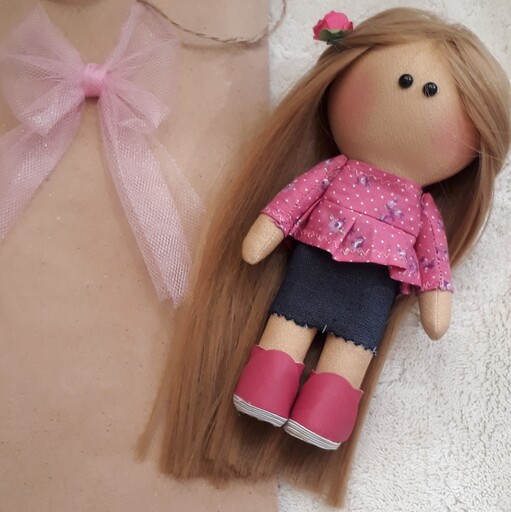 عروسک روسی 18 سانتی با سرتوپی ثابت  با رنگ مو های مختلف