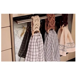 آویز دستمال آشپزخانه دست بافت قابل سفارش در رنگ دلخواه یه کار بسیار ساده و شیک 
