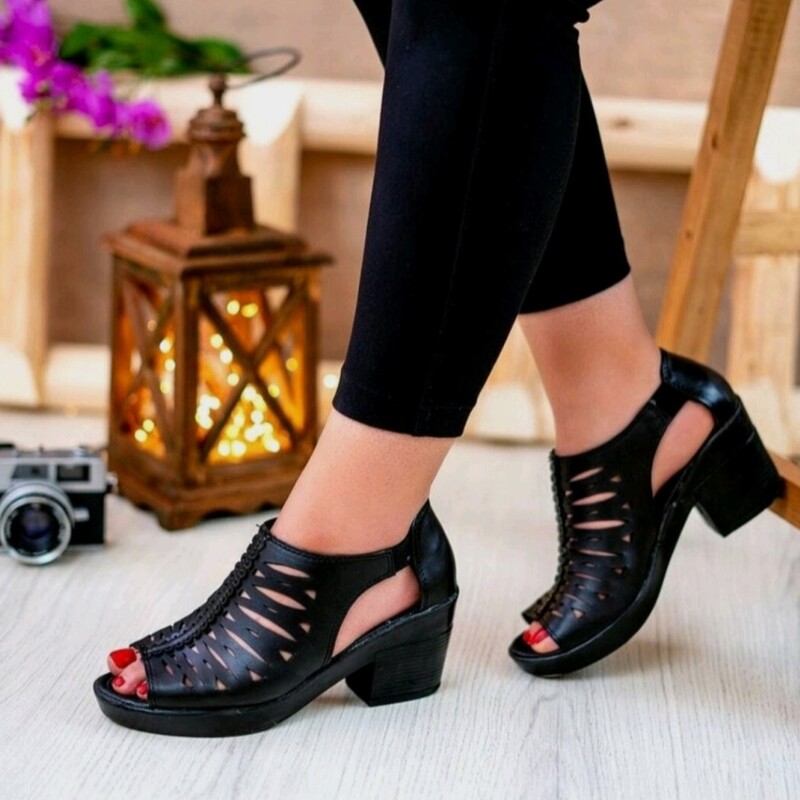 کفش تابستانی زنانه(بسته 12 جفتی) چرم مصنوعی (بیاله خارجی) زیره PVC رنگ مشکی براق