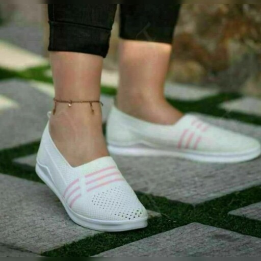 کفش زنانه تابستانی بافتی(پارچه بافتنی) سبک و فوق راحت زیره با کیفیت موجود در رنگ های سفید. طوسی. مشکی از سایز 37 تا 40