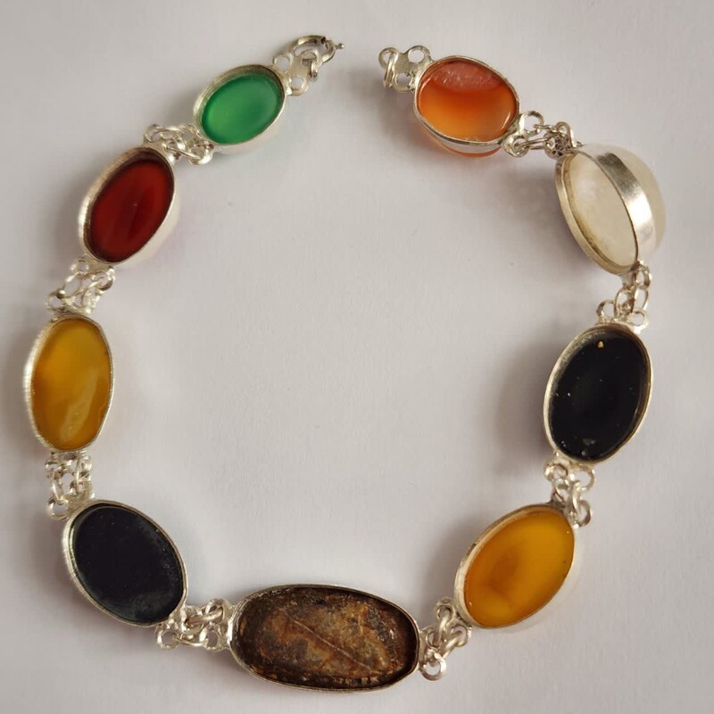 دستبند نقره با سنگ های اصل معروف به 9 جواهر