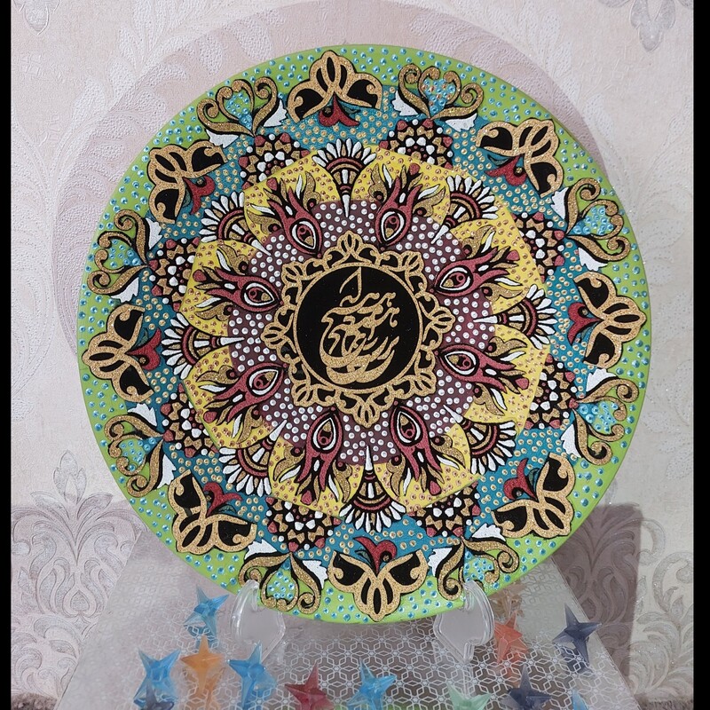 دیوار کوبی مرغوب همدان مزین با قطعات زیبای پرشنگ و نقطه کوبی 