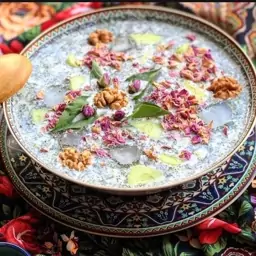 آبدوغ خیار  خانگی  1000 گرمی    دو نفره