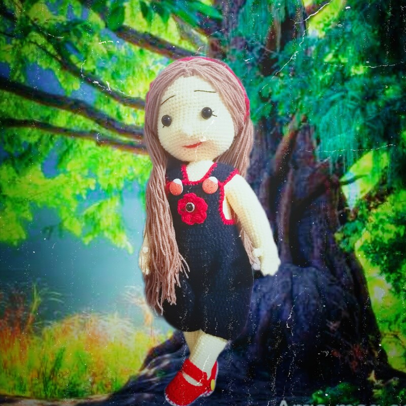 عروسک دختر مو بلند 