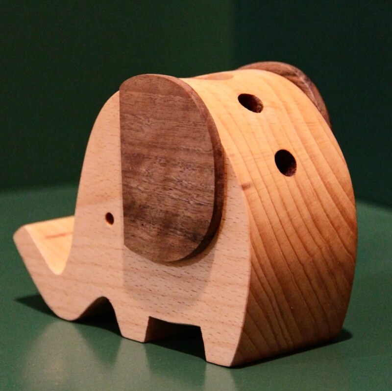 استند گوشی چوبی با چوب راش و گردو  مدل فیل