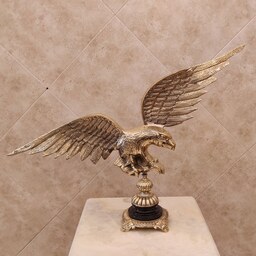 مجسمه برنزی دکوری حیوانات مدل عقاب پایه سنگی کد 2814 ( مجسمه برنجی )