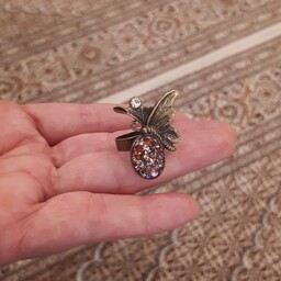 انگشتر برنزی پروانه با سنگ صدف رنگارنگ قابل تنظیم با انگشت 