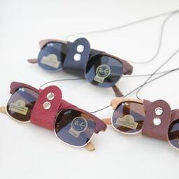 نگهدارنده عینک ساخته شده از چرم طبیعی 