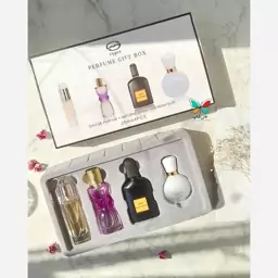 گیفت باکس 4عددی عطر وی یس