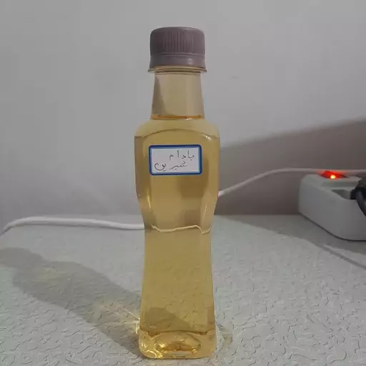 روغن بادام شیرین ربع لیتری اصل و خالص