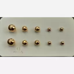 کد D003- گوشواره میخی مدل گوی - وزن 0.39 گرم طلای 18 عیار