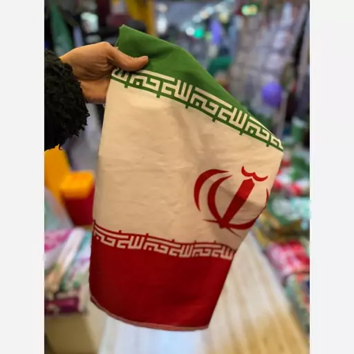 پرچم ایران چوبخور