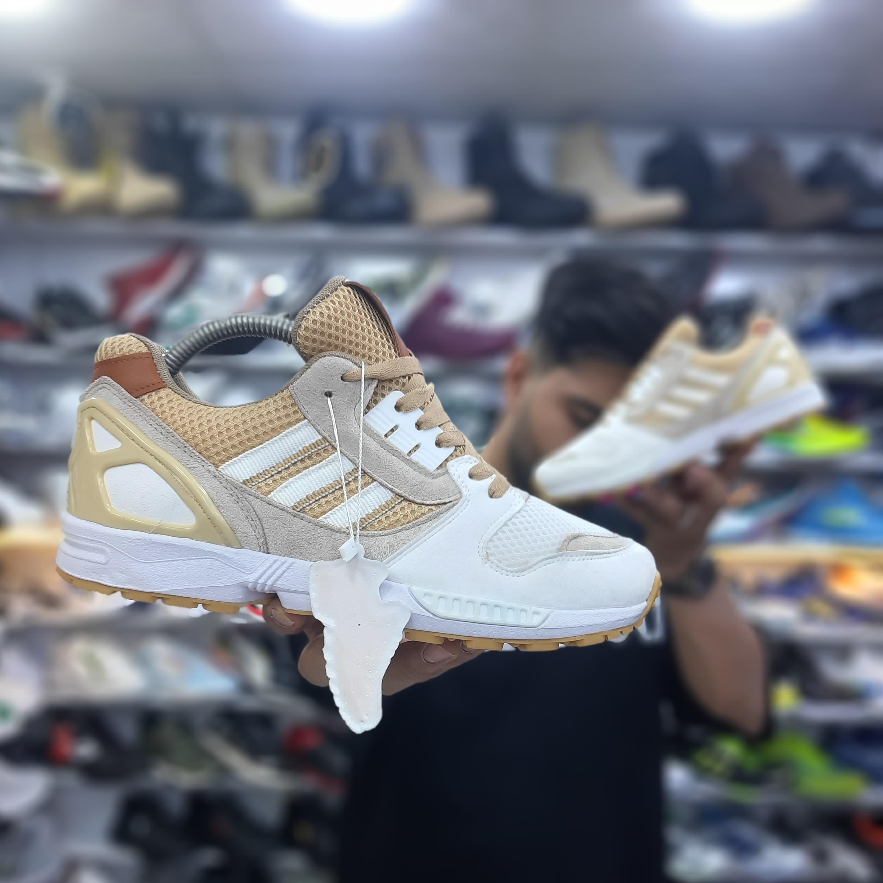 خرید و قیمت کتونی مردانه زدایکس zx8000 رنگ شیرقهوه ای جدید و ترند