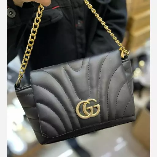 کیف دوشی دستی مشکی گوچی زنانه دخترانه GUCCI چرم شیک مجلسی زنجیری زنجیردار زنجیر دار پاسپرتی اسپرت صندوقی جادار جا دار