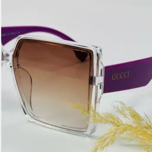 عینک آفتابی زنانه اصل برندGUCCI،یووی400،اشانتیون قاب زیپی،دستمال،اسپری