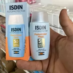 ضد آفتاب ایزدین فوتو الترا فیوژن واتر مجیک - ISDIN Water MAGIC SPF 50  انواع پوست به خصوص پوست چرب اصل اسپانیا 50 میل