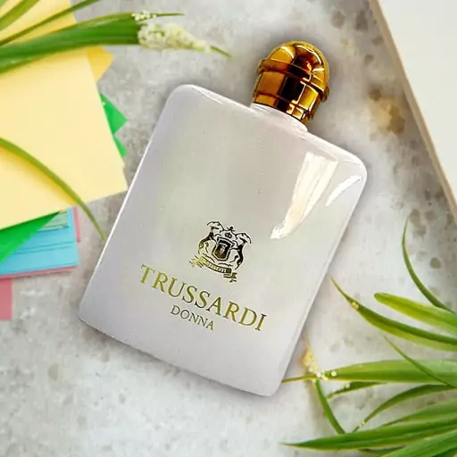 عطر زنانه تروساردی دونا  Trussardi Donna