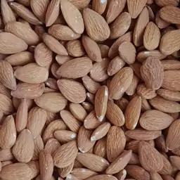 مغز بادام درختی خام - 500 گرمی - ارسال رایگان 