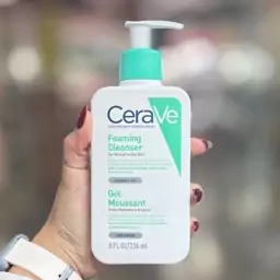 فوم شستشو روزانه سراوی پوست نرمال تا چرب cerave