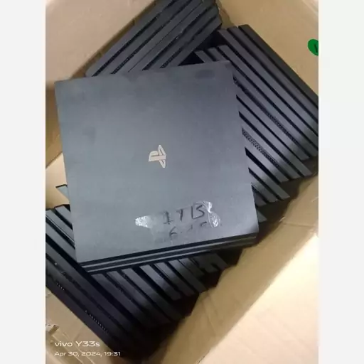 Ps4 pro 1 tb پلی استیشن 4 پرو یک ترا بایت 