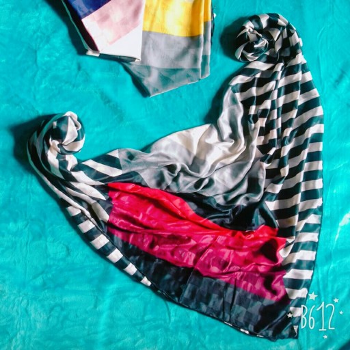 روسری راه راه ابریشم یونیک
