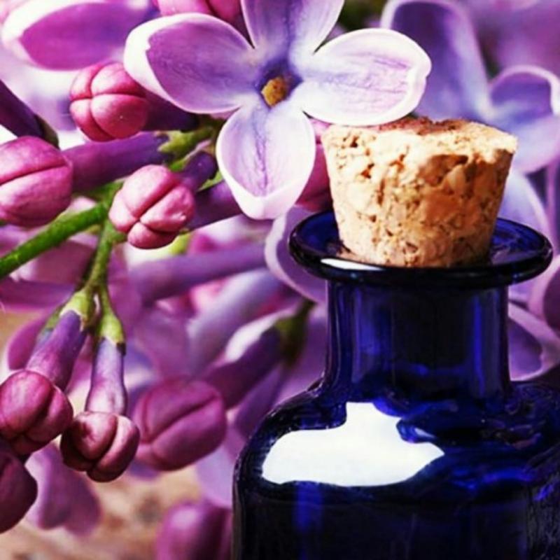 عطر طبیعی گل یاس رازقی 4 گرمی شرکت مرهم طبیب
