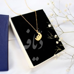 گردنبند حرف فارسی ت با پلاک حرف اول اسم و زنجیر جنس استیل رنگ ثابت