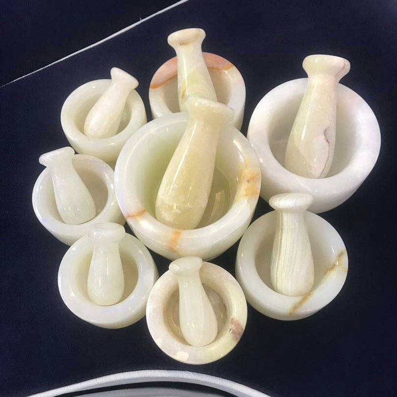 هاون مرمر.
