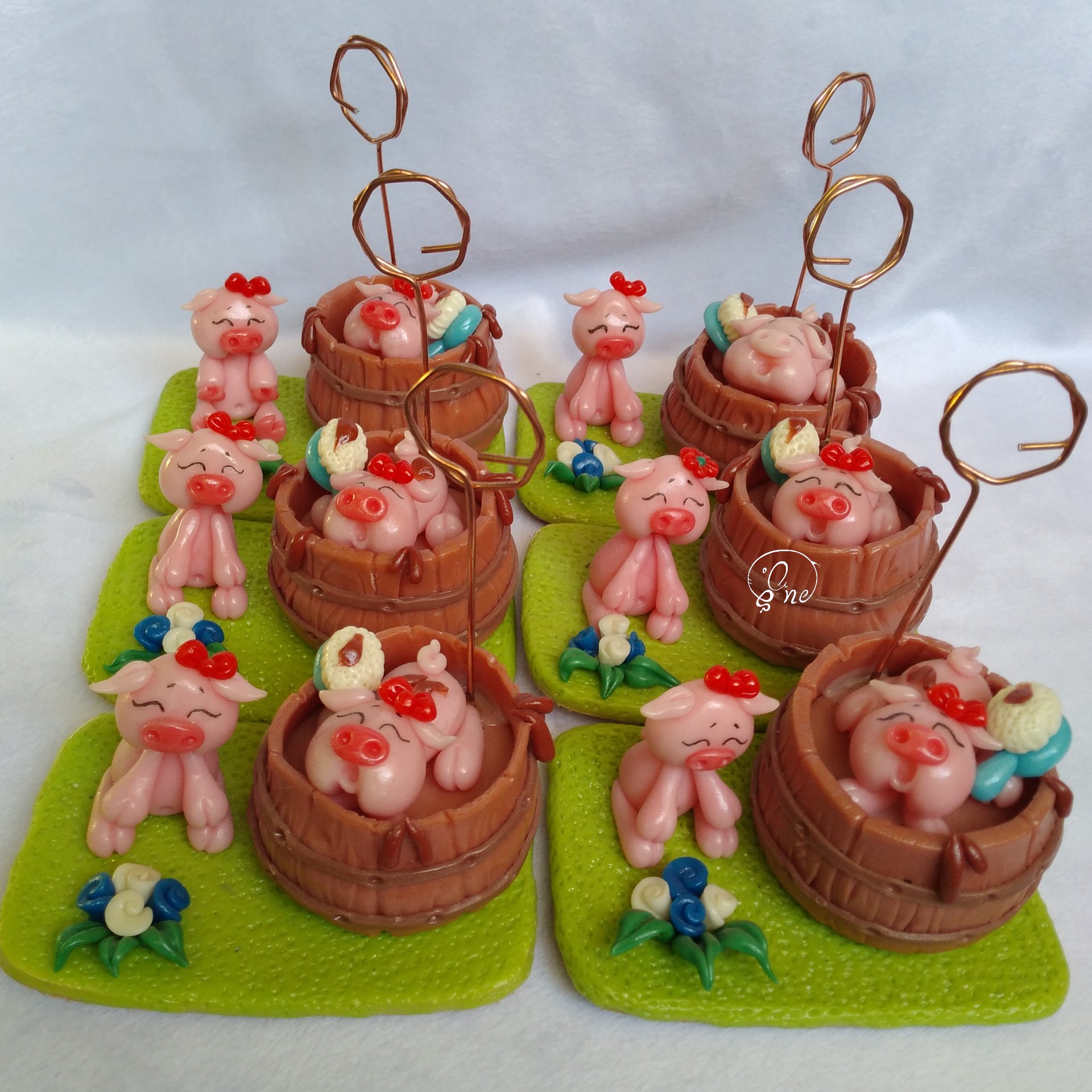 استند عکس خمیری مدل خوک صانع