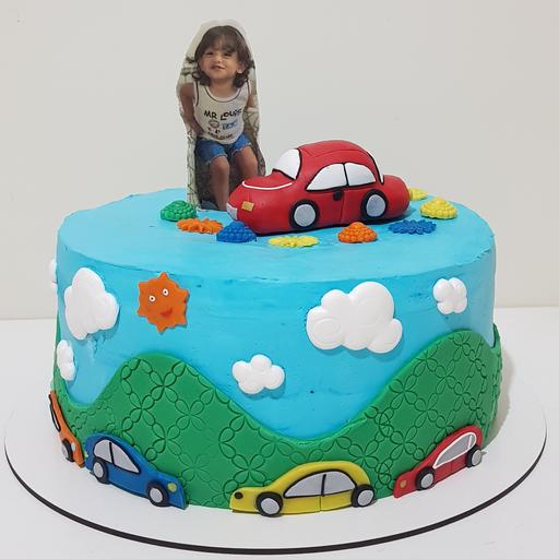 کیک پسرانه    کیک طرح ماشین   کیک تولد    کیک خامه ای   کیک خانگی