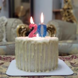 کیک خانگی   طرح شمع     کیک خامه ای      کیک تولد