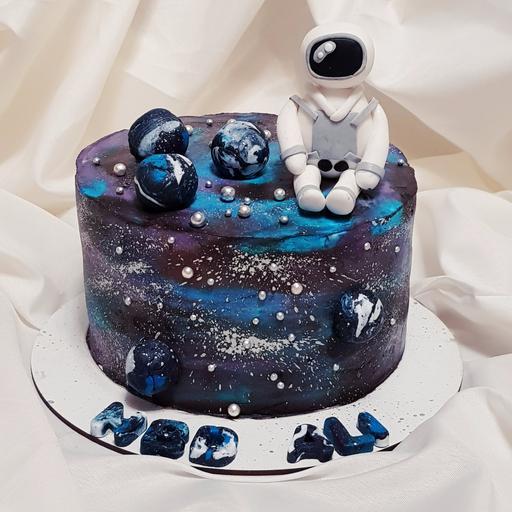 کیک  خانگی ویژه عاشقهای فضا