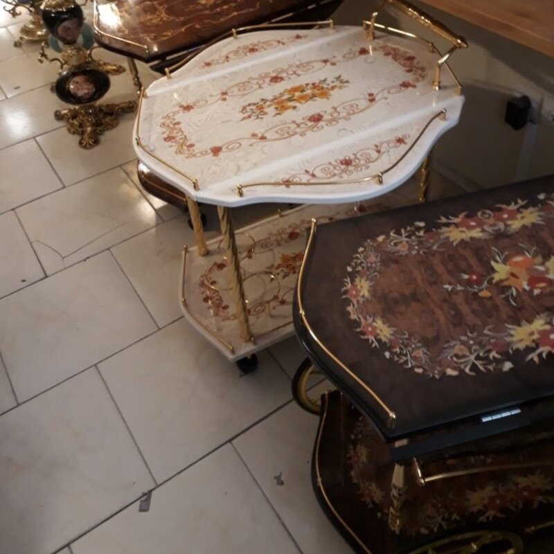 میز بار شیک و کلاسیک  در( قصر سوگا) 