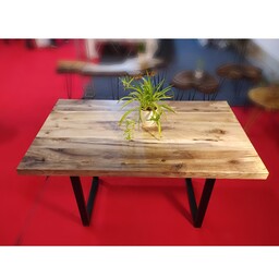 سفارش ساخت میز نهارخوری چوب گردو پایه پروفیل فولادی رنگ کوره ای ارسال باربری و به صورت  پسکرایه