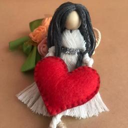 عروسک دوتایی مکرومه با قلب ولنتاین