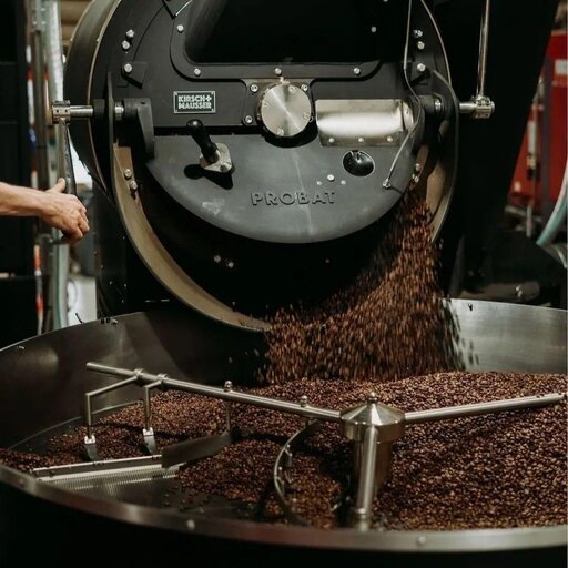 قهوه 70 درصد روبوستا کاریزما بسته 5کیلوگرمی (ارسال رایگان نیست و هزینه باربری پسکرایه میشود )