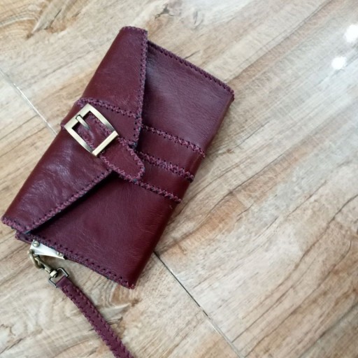 کیف پول زنانه با چرم طبیعی دستدوز رنگ بندی با سلیقه شما