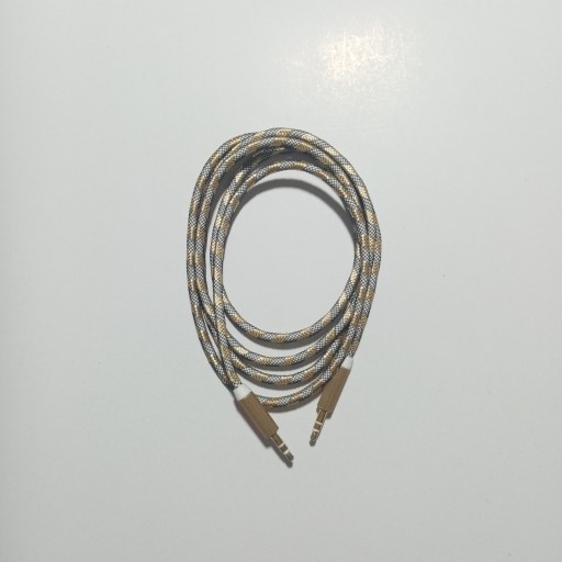کابل Aux آ یو ایکس کابل صدا جک 3.5 طول 1.5 متر(یکونیم متر) سیم کنفی