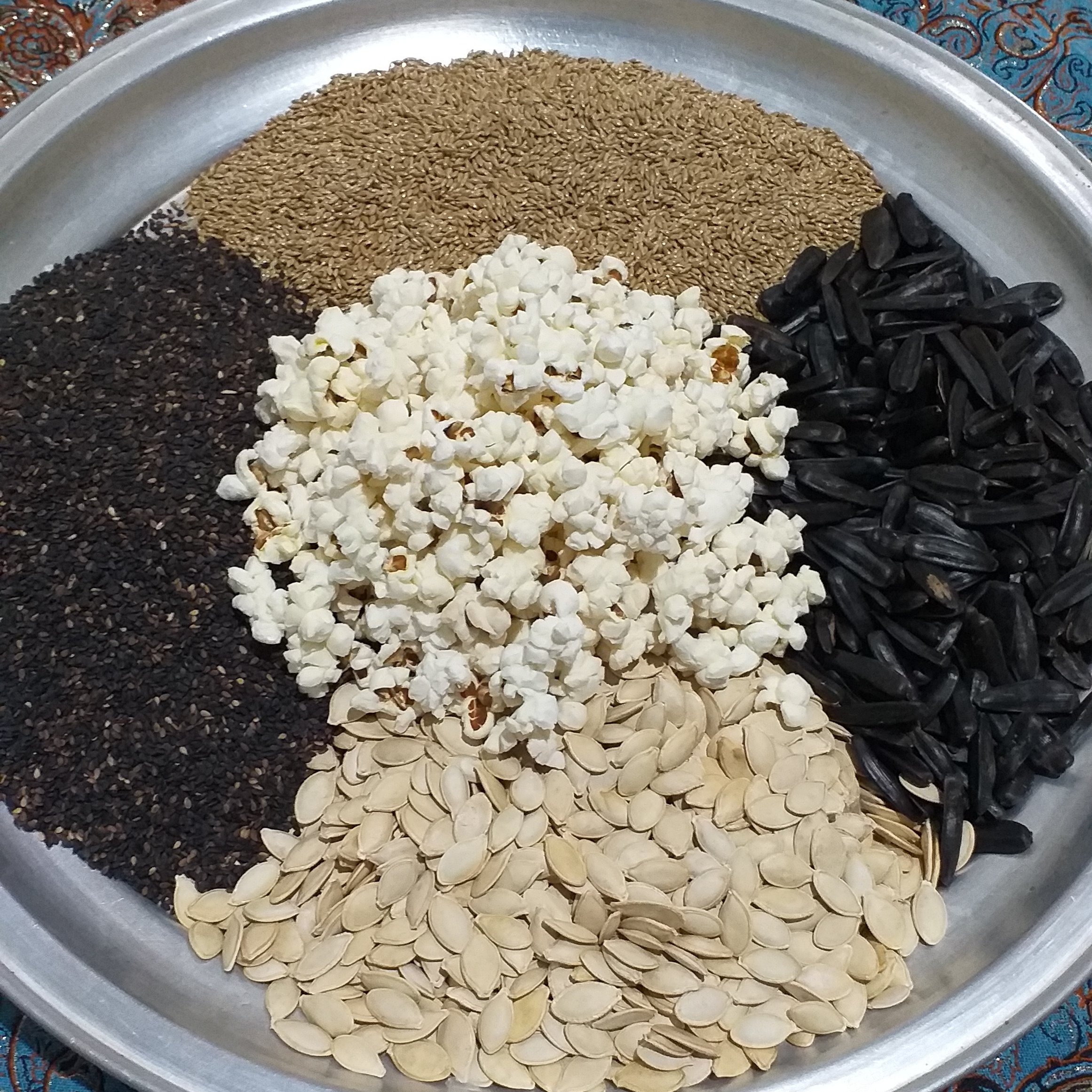سویق سنجد و کنجد