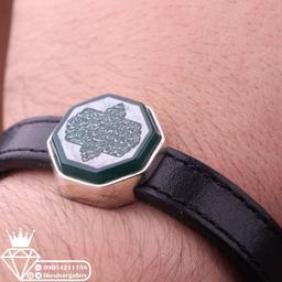 دستبند عقیق سبز  نقش ایت الکرسی  چرم گاوی طبیعی ارسال رایگان 
