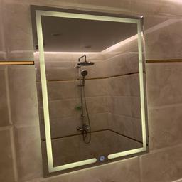 آینه سرویس بهداشتی بکلایت  حاشیه دار