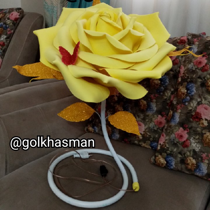 گل  فوم بزرگ رومیزی چراغدار
