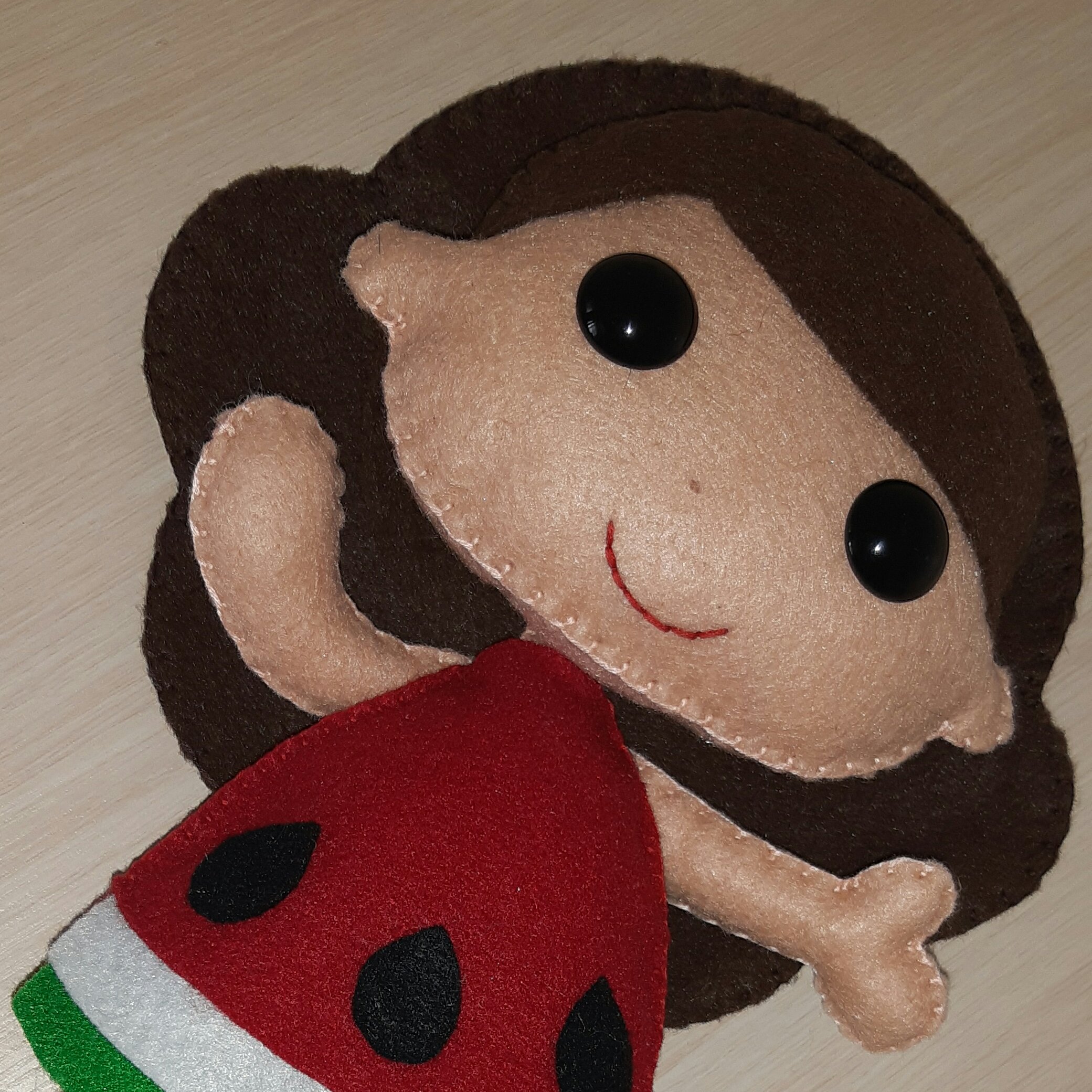 دخترهندوانه ای نمدی