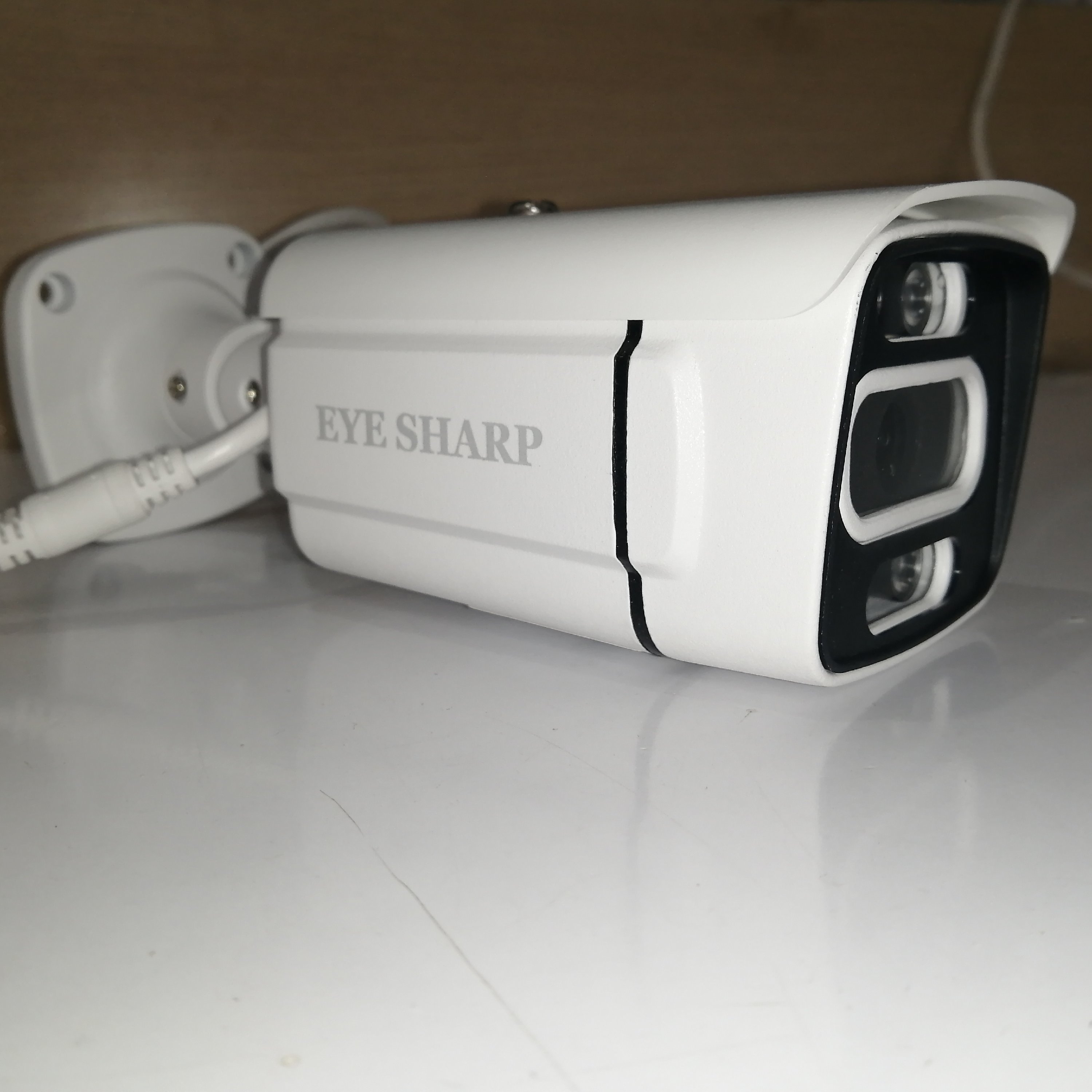 دوربین مدار بسته  5MP دید در شب رنگی برند EYE SHARP