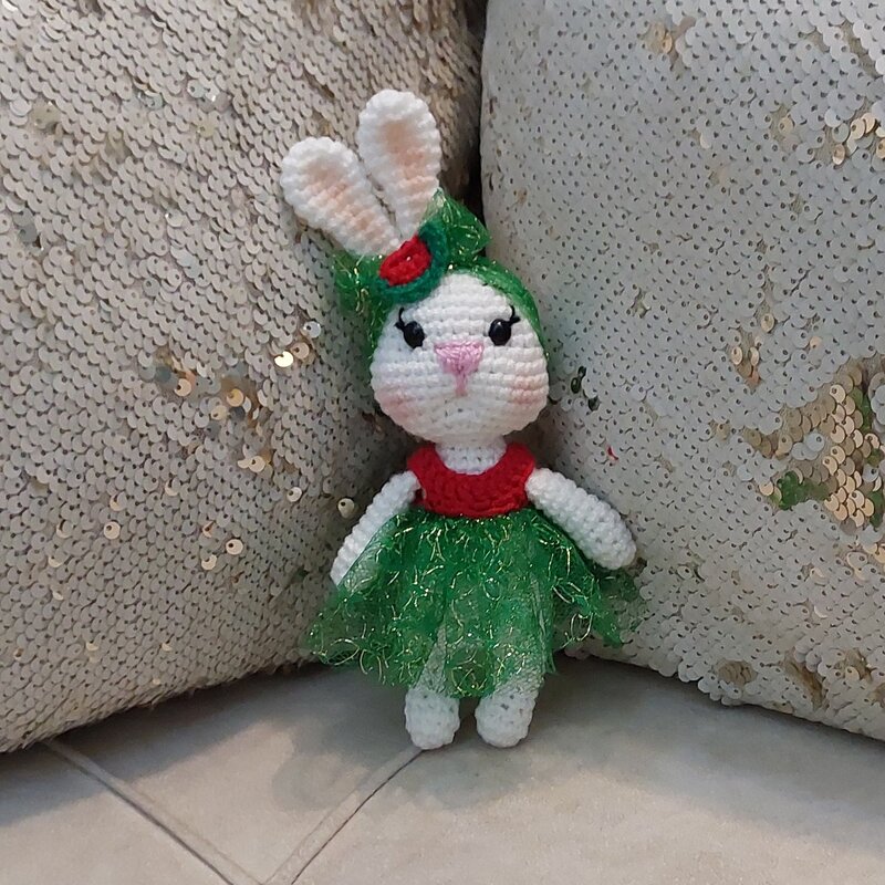 عروسک بافتنی  خرگوش یلدا (15سانت)